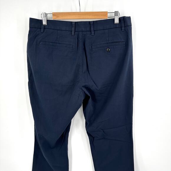 Everlane Uniform the Performance Chino Pant in navy Size 34x30 - Picture 6 of 7